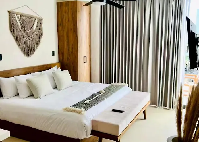 Private Jacuzzi 5 Min From The Beaches